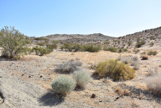 Vic United St & Barrington Ave, Rosamond, CA 93560