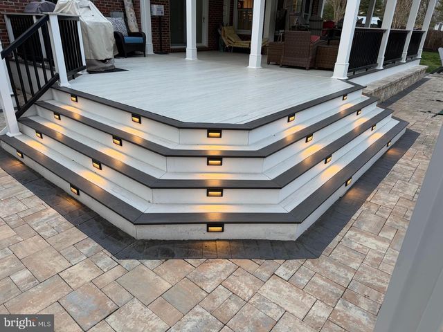 9426 MOUNT VERNON CIR, Alexandria, VA 22309