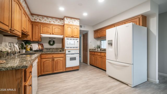413 E BALBOA Drive, Tempe, AZ 85282