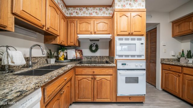 413 E BALBOA Drive, Tempe, AZ 85282