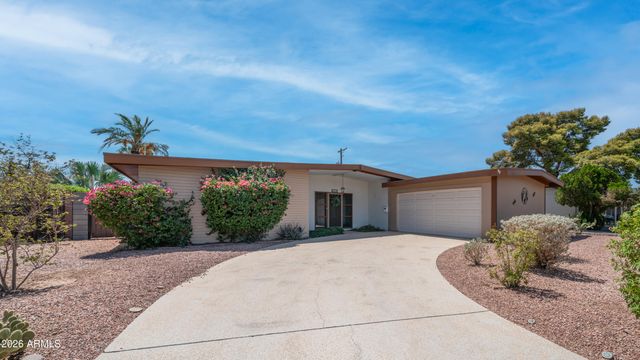 413 E BALBOA Drive, Tempe, AZ 85282