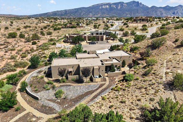 17 Basketweaver Court, Placitas, NM 87043