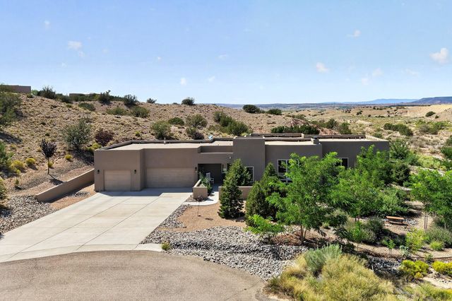 17 Basketweaver Court, Placitas, NM 87043