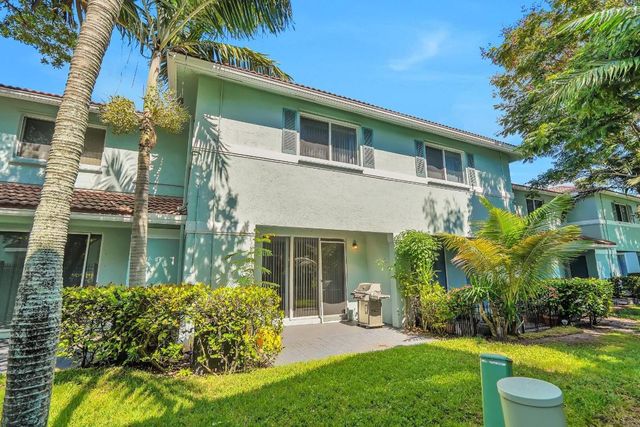 1969 Alamanda Way 1969, Riviera Beach, FL 33404