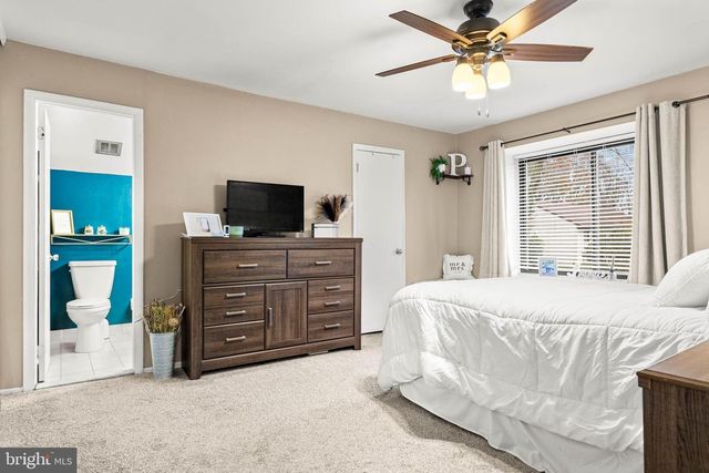 2201 ASPEN CIR, Springfield, PA 19064