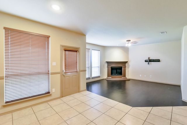 1709 Wild Deer Way, Arlington, TX 76002
