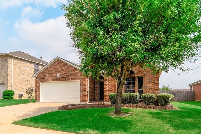 1709 Wild Deer Way, Arlington, TX 76002
