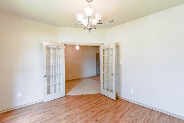 1709 Wild Deer Way, Arlington, TX 76002