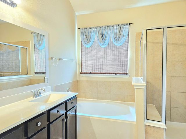 8939 Alcina Drive, Tomball, TX 77375