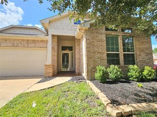 8939 Alcina Drive, Tomball, TX 77375