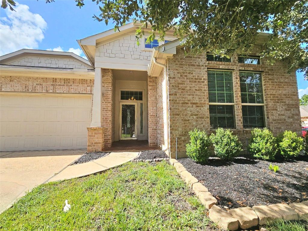 8939 Alcina Drive, Tomball, TX 77375