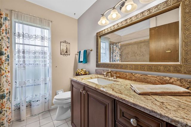 910 HILLSIDE DRIVE, Lutz, FL 33549