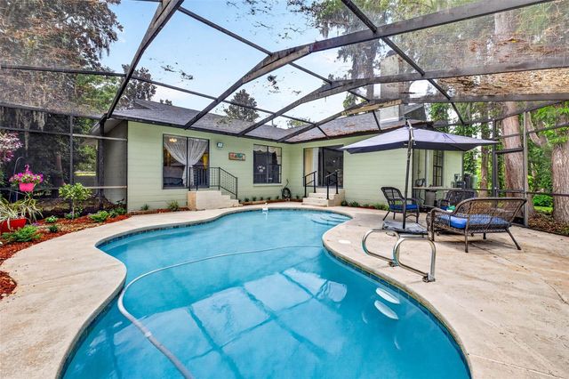 910 HILLSIDE DRIVE, Lutz, FL 33549