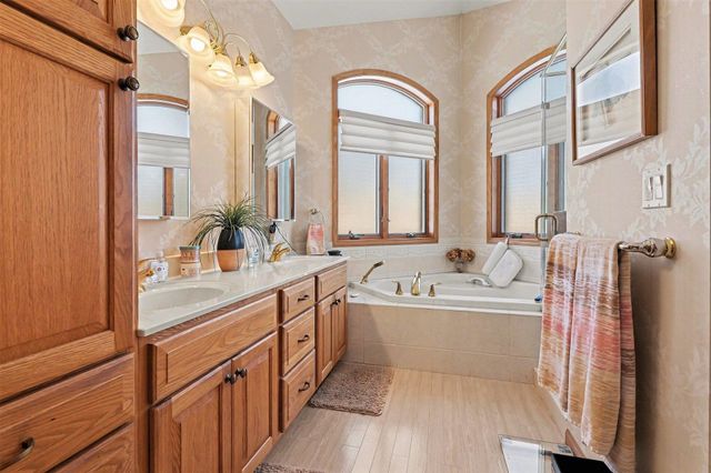 1302 Nebobish Street, Essexville, MI 48732