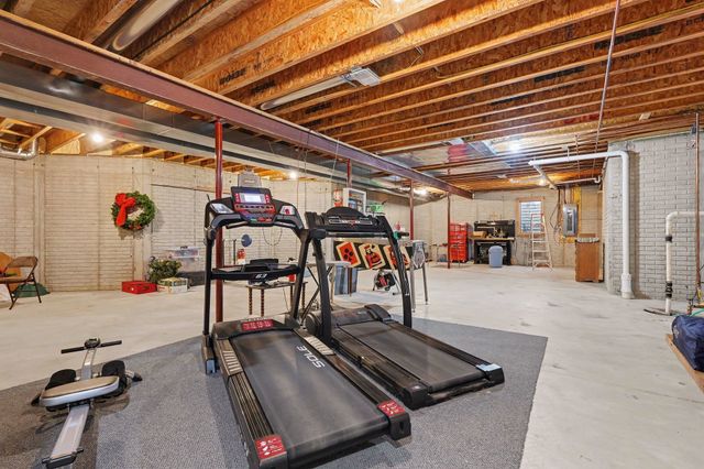 1302 Nebobish Street, Essexville, MI 48732