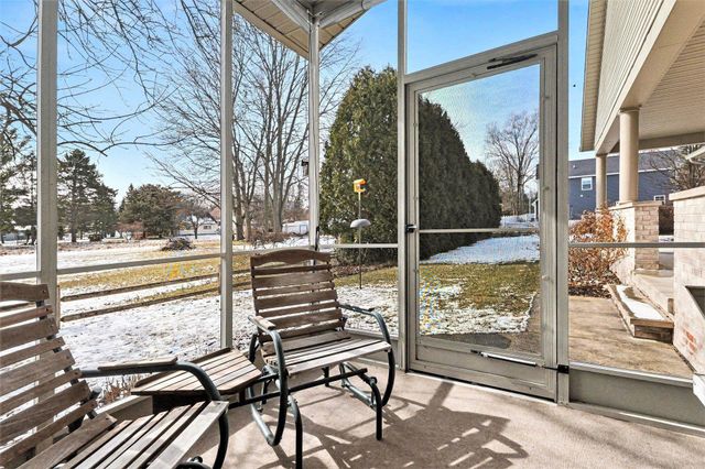 1302 Nebobish Street, Essexville, MI 48732