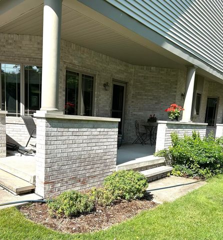 1302 Nebobish Street, Essexville, MI 48732