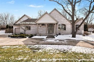 1302 Nebobish Street, Essexville, MI 48732