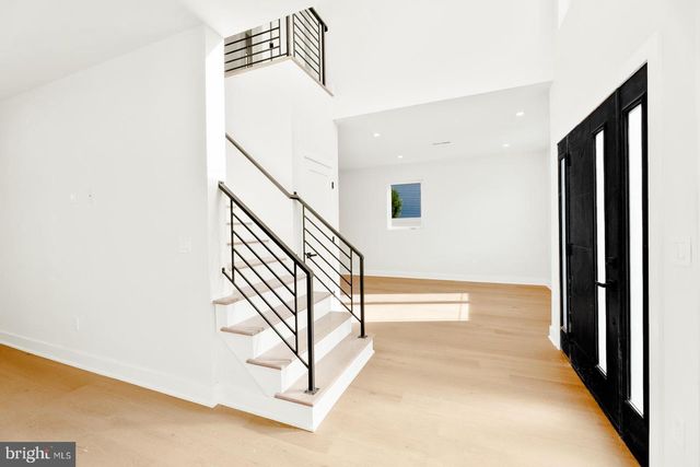 3215 BROOKDALE RD, Philadelphia, PA 19114