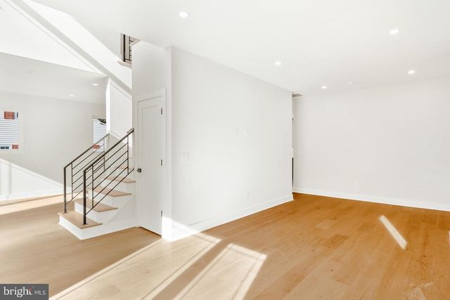 3215 BROOKDALE RD, Philadelphia, PA 19114