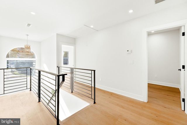 3215 BROOKDALE RD, Philadelphia, PA 19114