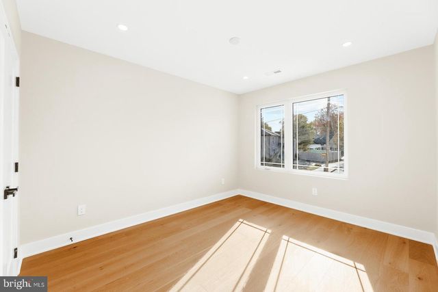 3215 BROOKDALE RD, Philadelphia, PA 19114