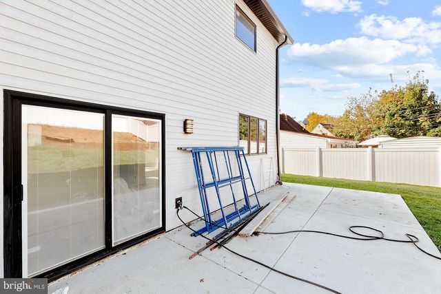 3215 BROOKDALE RD, Philadelphia, PA 19114