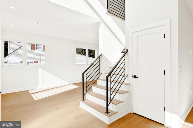 3215 BROOKDALE RD, Philadelphia, PA 19114