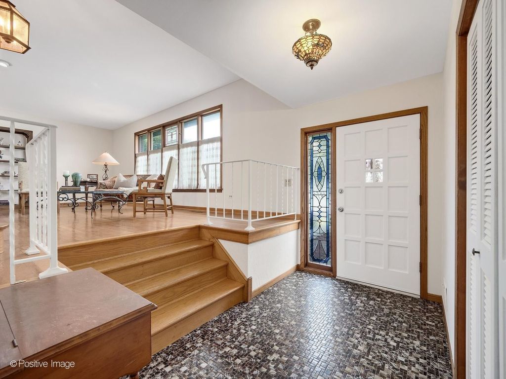 4613 W 105th Street, Oak Lawn, IL 60453 — photo 3