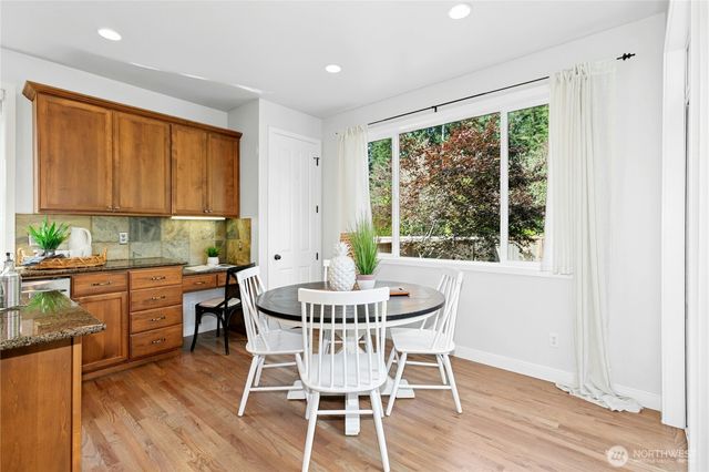 2002 263rd Lane SE, Sammamish, WA 98075