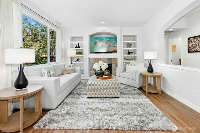 2002 263rd Lane SE, Sammamish, WA 98075