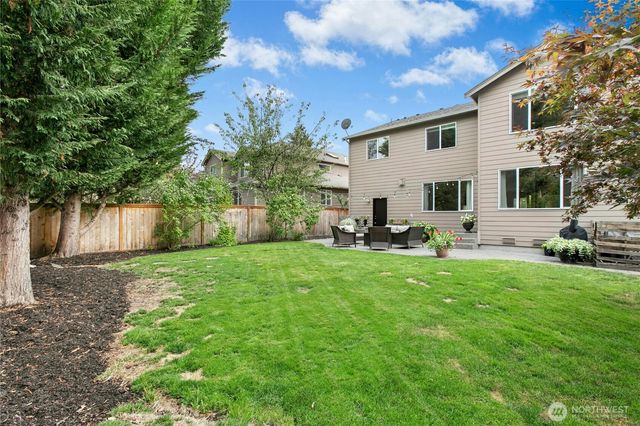 2002 263rd Lane SE, Sammamish, WA 98075