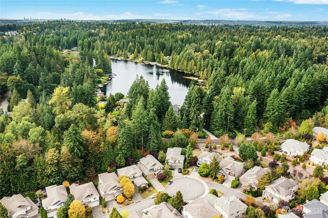 2002 263rd Lane SE, Sammamish, WA 98075