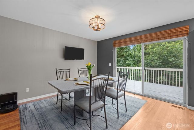 37811 21st Court S, Federal Way, WA 98003