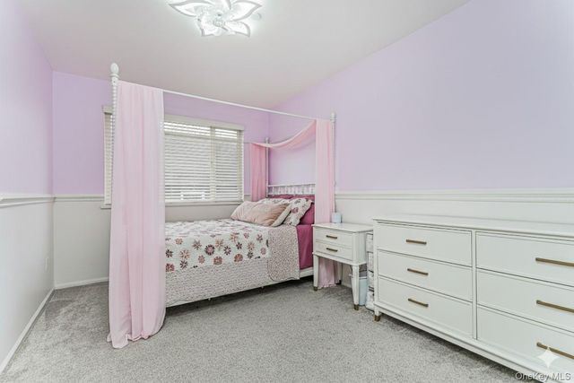 49 Llewellyn Place, Staten Island, NY 10310