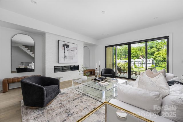 614 Queens Road, Charlotte, NC 28207
