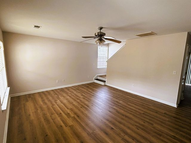 9050 Gatewick Ct., Myrtle Beach, SC 29579