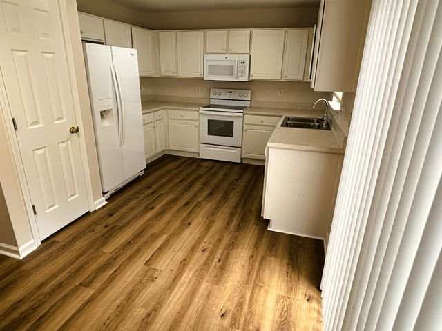 9050 Gatewick Ct., Myrtle Beach, SC 29579