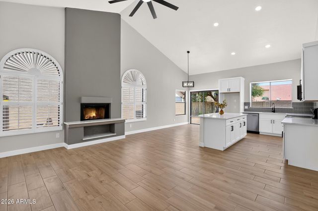 14605 S 41ST Way, Phoenix, AZ 85044