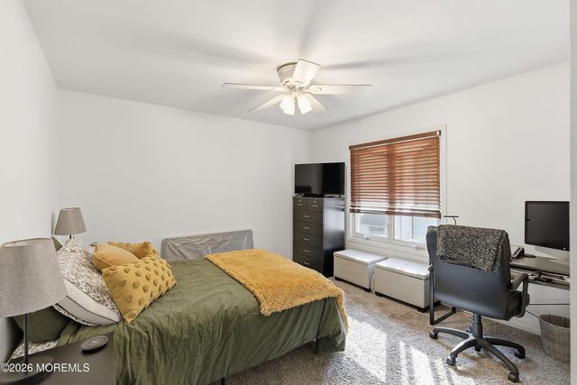 22 Tower Hill Drive 1011, Red Bank, NJ 07701