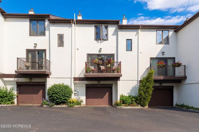 22 Tower Hill Drive 1011, Red Bank, NJ 07701