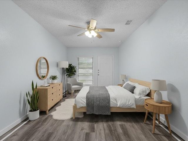 303 Mansfield Road, Cleburne, TX 76031