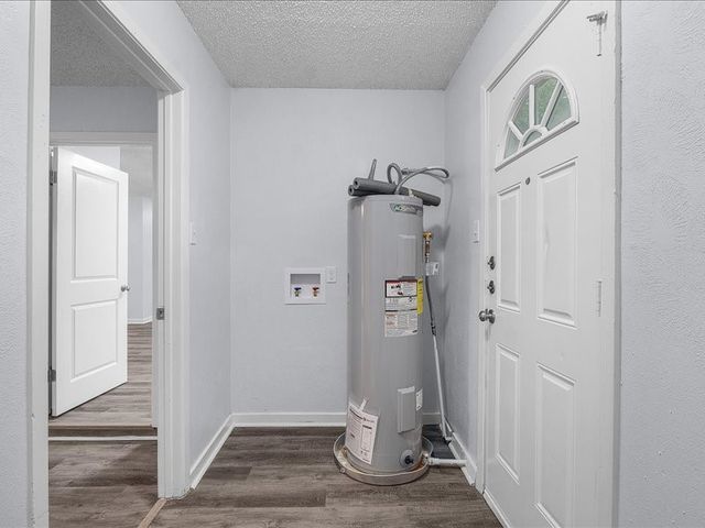 303 Mansfield Road, Cleburne, TX 76031