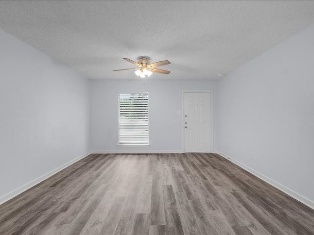 303 Mansfield Road, Cleburne, TX 76031