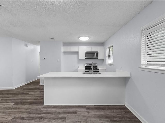 303 Mansfield Road, Cleburne, TX 76031