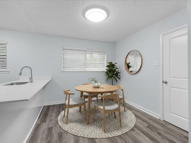 303 Mansfield Road, Cleburne, TX 76031