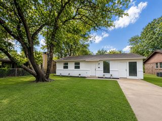 303 Mansfield Road, Cleburne, TX 76031