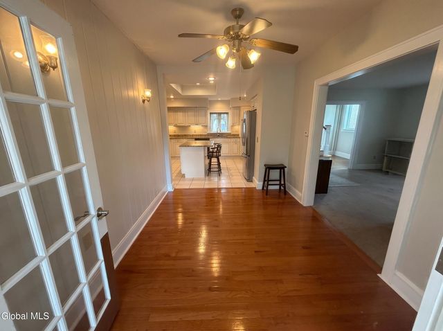 111 Hollywood Avenue, Albany, NY 12208