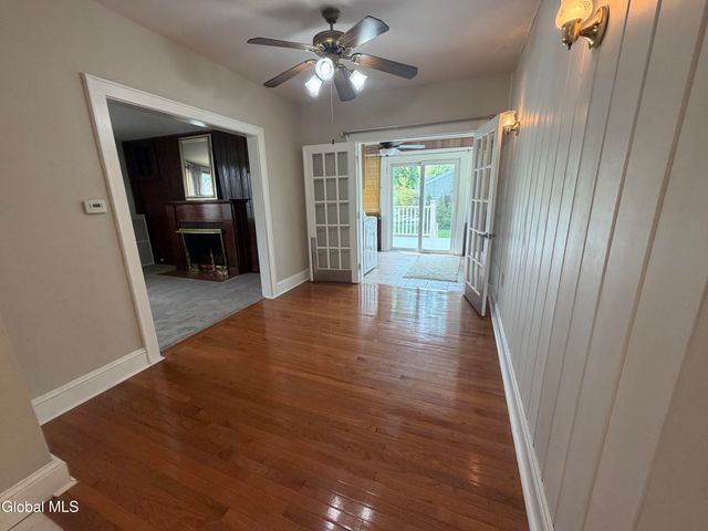 111 Hollywood Avenue, Albany, NY 12208