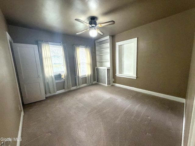 111 Hollywood Avenue, Albany, NY 12208